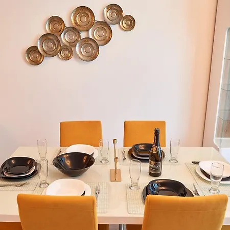 Mimosa Luxury 160 N Pool 那沃达利