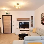 Mimosa Luxury 160 N Pool Năvodari