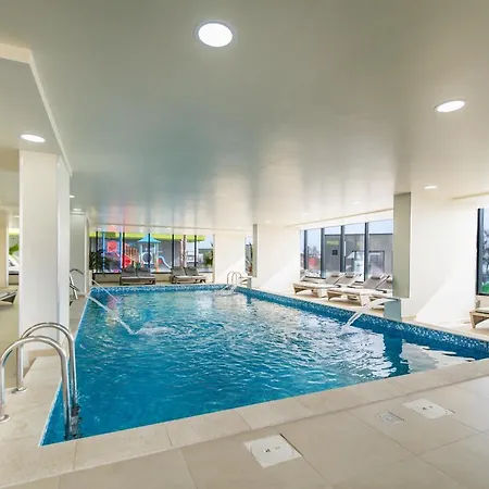 Mimosa Luxury 160 N Pool Apartament Năvodari